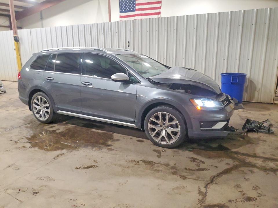 2017 Volkswagen Golf Alltrack მანქანა იყიდება აუქციონზე, vin: 3VWH17AU0HM509327, აუქციონის ნომერი: 61103276