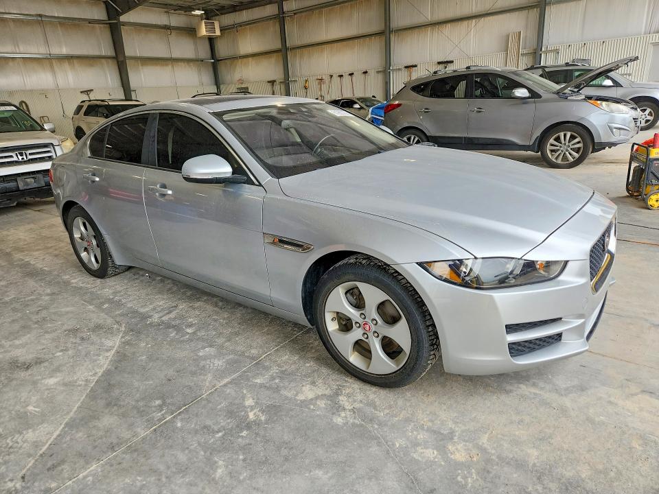 Aukcja sprzedaży 2017 Jaguar Xe, vin: SAJAR4BGXHA976208, numer aukcji: 61983756