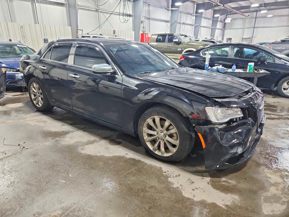 60050386 :رقم المزاد ، 2C3CCARG7JH226760 vin ، 2018 Chrysler 300 مزاد بيع