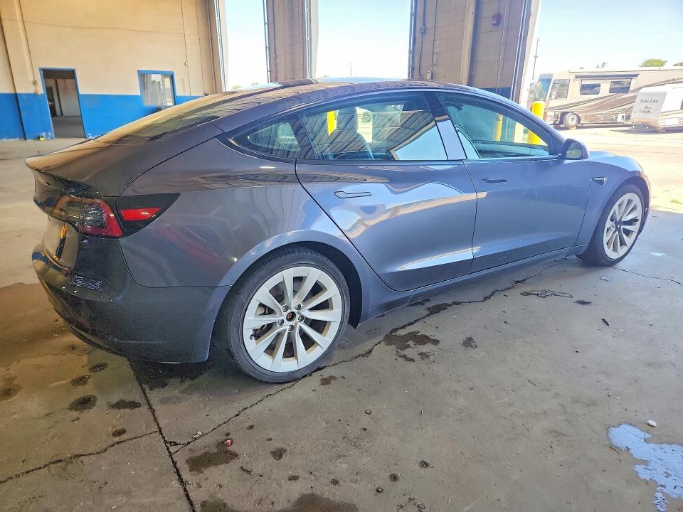Продажа на аукционе авто 2022 Tesla Model 3, vin: 5YJ3E1EA6NF369721, номер лота: 62137916