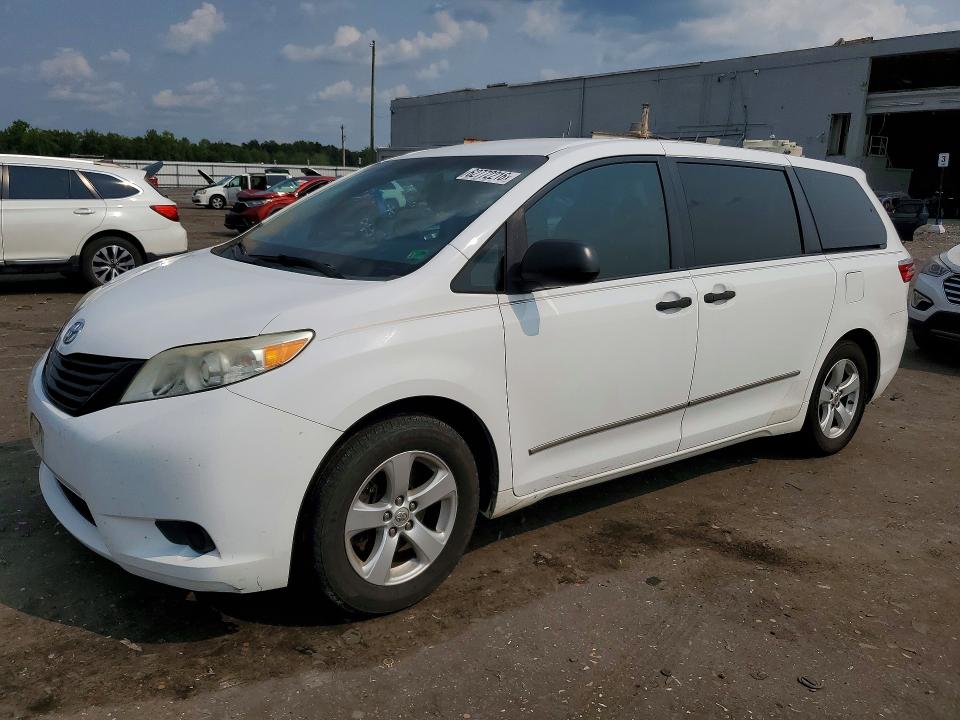 Aukcja sprzedaży 2015 Toyota Sienna, vin: 5TDZK3DC8FS546459, numer aukcji: 62772216