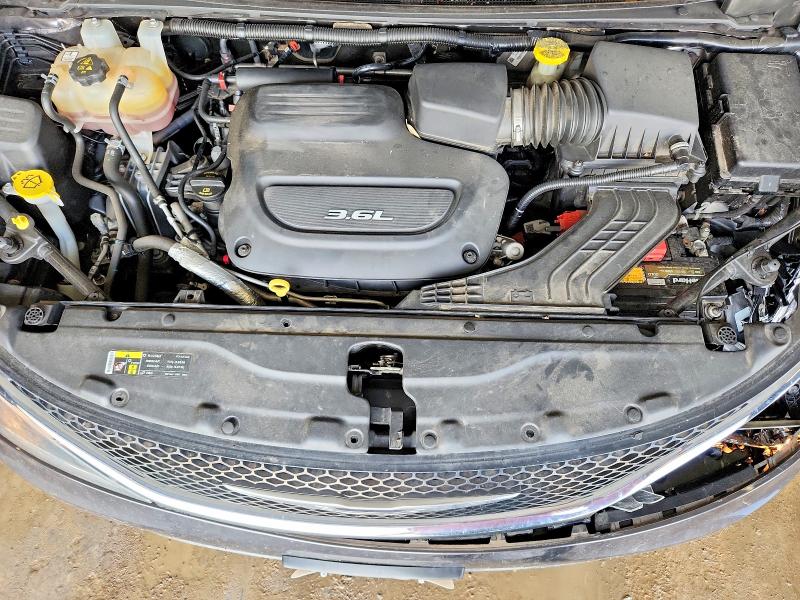 59662756 :رقم المزاد ، 2C4RC1BG9HR785537 vin ، 2017 Chrysler Pacifica مزاد بيع