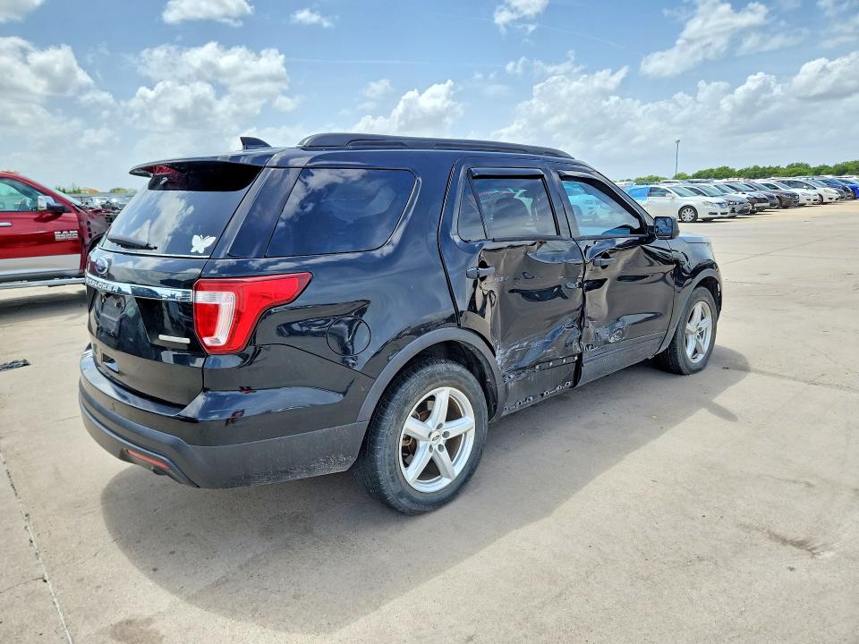 61172526 :رقم المزاد ، 1FM5K7B89GGB17598 vin ، 2016 Ford Expl مزاد بيع