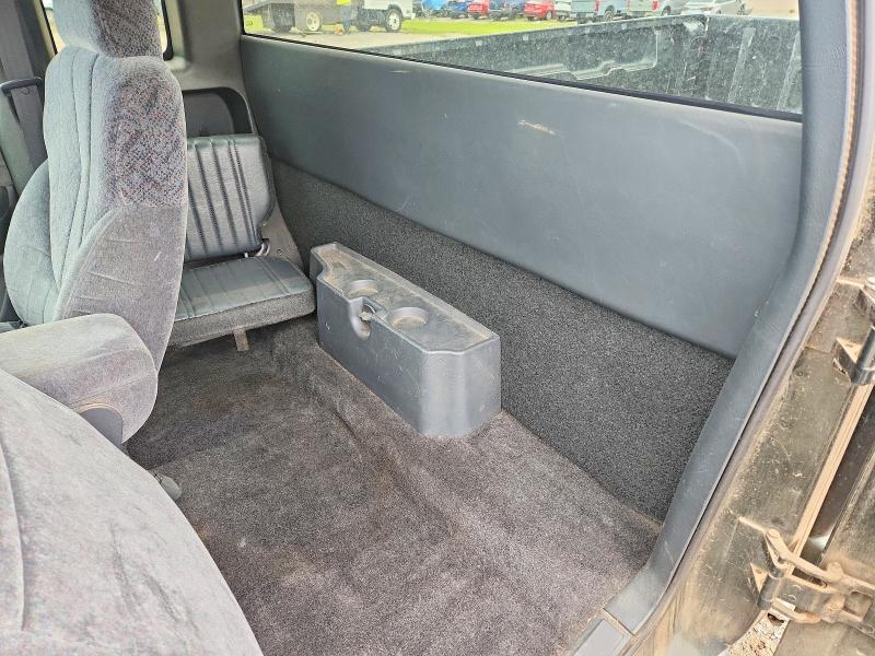 2001 Gmc Sonoma მანქანა იყიდება აუქციონზე, vin: 1GTCS195618242399, აუქციონის ნომერი: 61942896