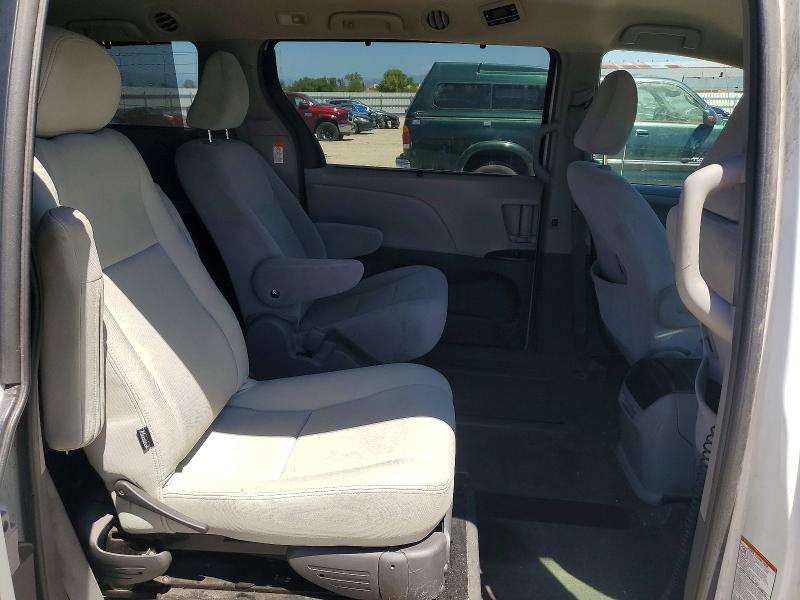 2015 Toyota Sienna მანქანა იყიდება აუქციონზე, vin: 5TDJK3DC7FS123174, აუქციონის ნომერი: 85613885