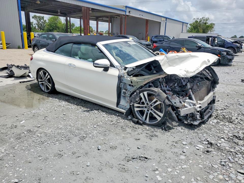 62926356 :رقم المزاد ، W1KWK8DB4MG059649 vin ، 2021 Mercedes-benz C مزاد بيع