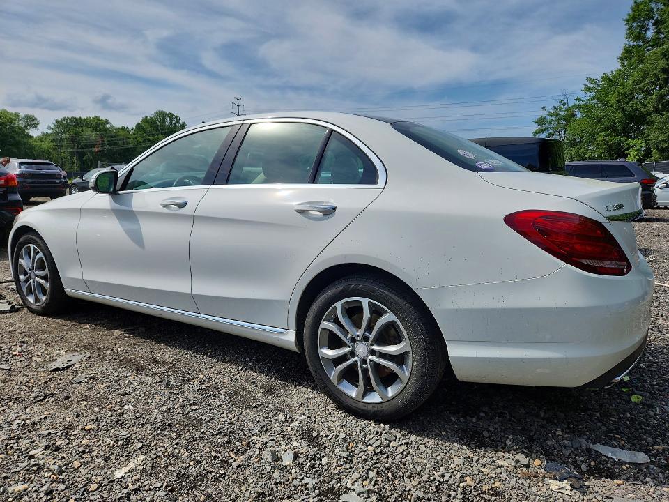 62122106 :رقم المزاد ، 55SWF4KB1FU084756 vin ، 2015 Mercedes-benz C مزاد بيع