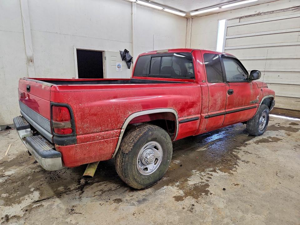 63155606 :رقم المزاد ، 1B7KC2368XJ529440 vin ، 1999 Dodge Ram 2500 مزاد بيع