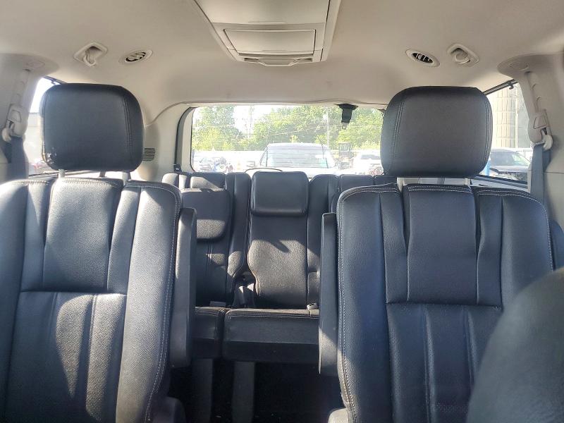 59260676 :رقم المزاد ، 2C4RC1CG4FR519905 vin ، 2015 Chrysler Town & Country مزاد بيع