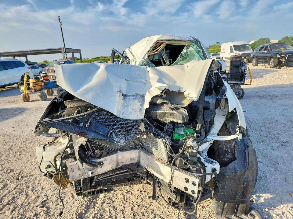 61205946 :رقم المزاد ، 5N1AZ2MJ8KN118582 vin ، 2019 Nissan Murano مزاد بيع