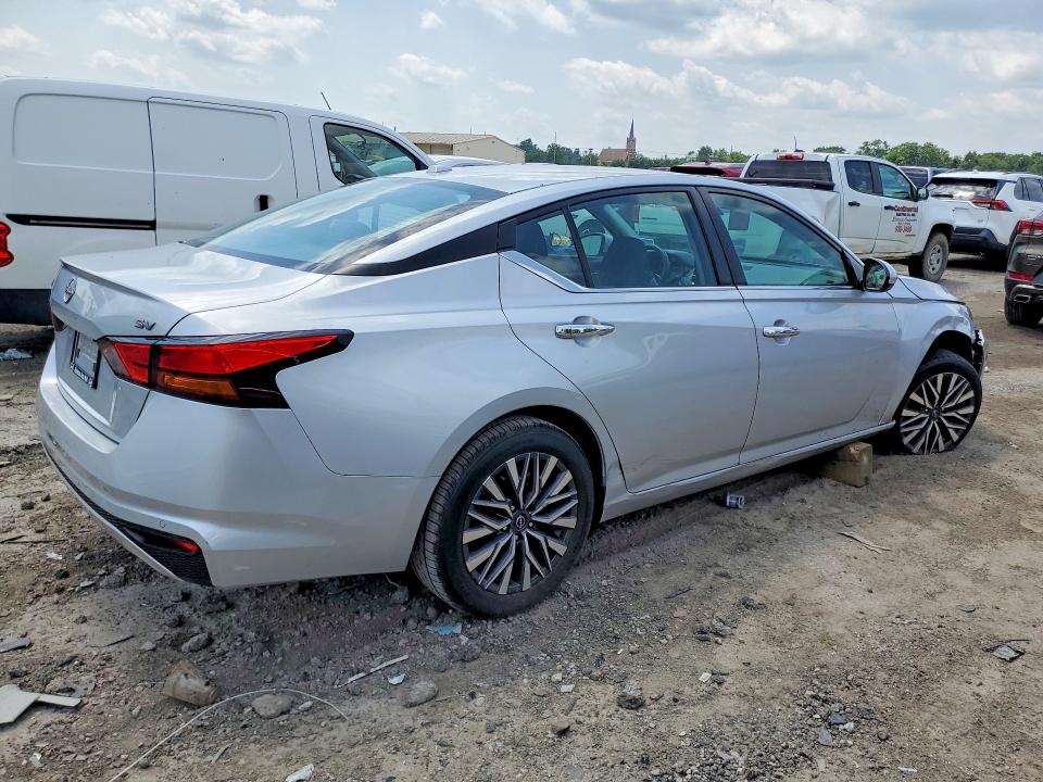 2023 Nissan Altima მანქანა იყიდება აუქციონზე, vin: 1N4BL4DV1PN385004, აუქციონის ნომერი: 61443466