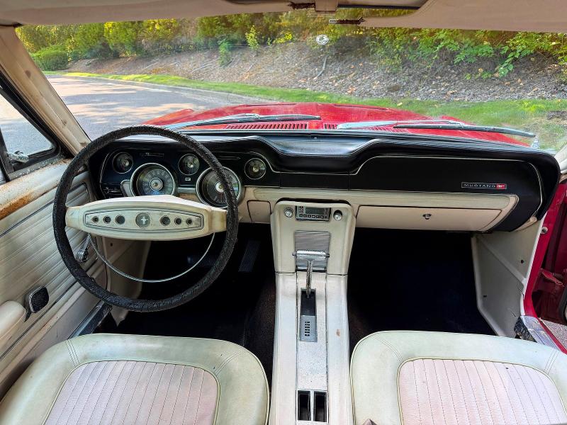 1968 Ford Mustang 2d მანქანა იყიდება აუქციონზე, vin: 8R01C104290, აუქციონის ნომერი: 61622916