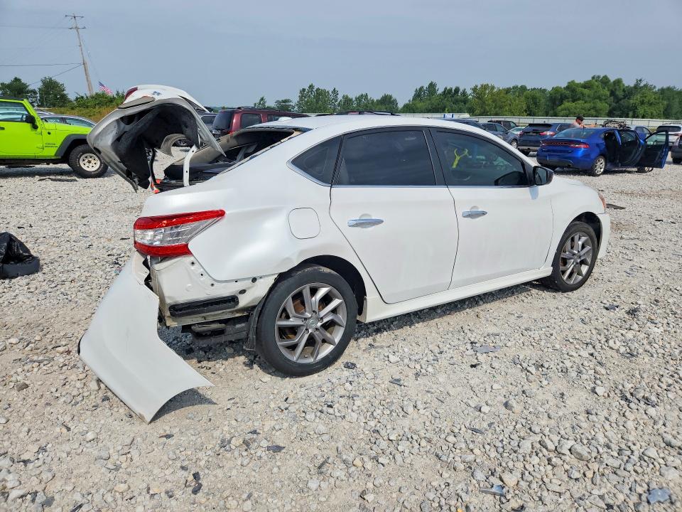 2015 Nissan Sentra მანქანა იყიდება აუქციონზე, vin: 3N1AB7AP8FY339254, აუქციონის ნომერი: 61770426