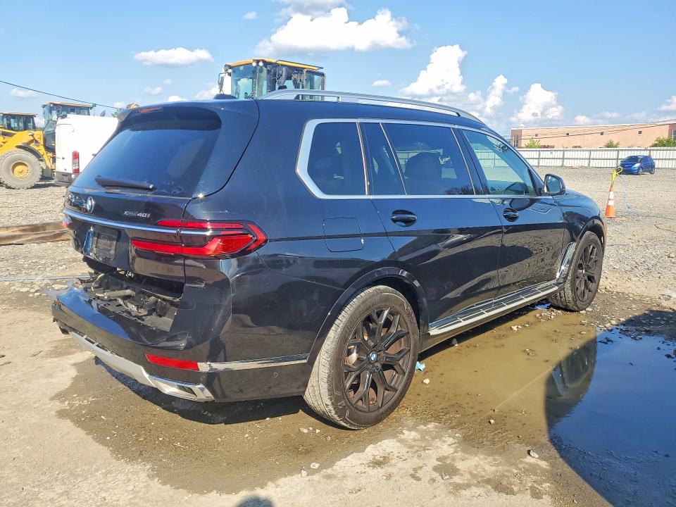 63221286 :رقم المزاد ، 5UX23EM03S9Y33456 vin ، 2025 Bmw X7 مزاد بيع