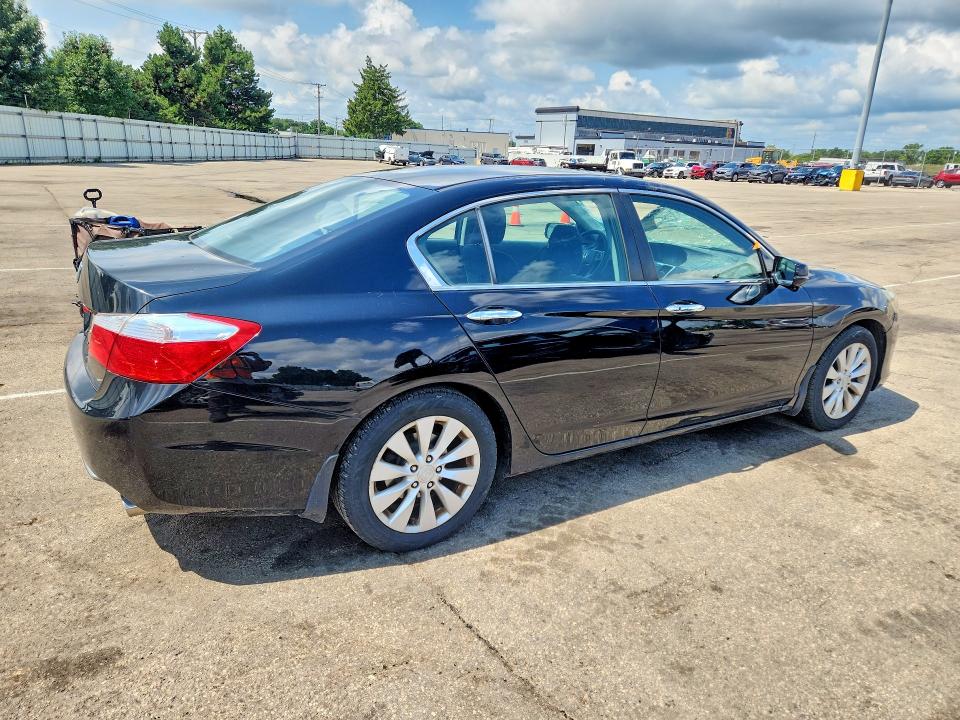 Продажа на аукционе авто 2015 Honda Accord, vin: 1HGCR2F79FA218560, номер лота: 60358736