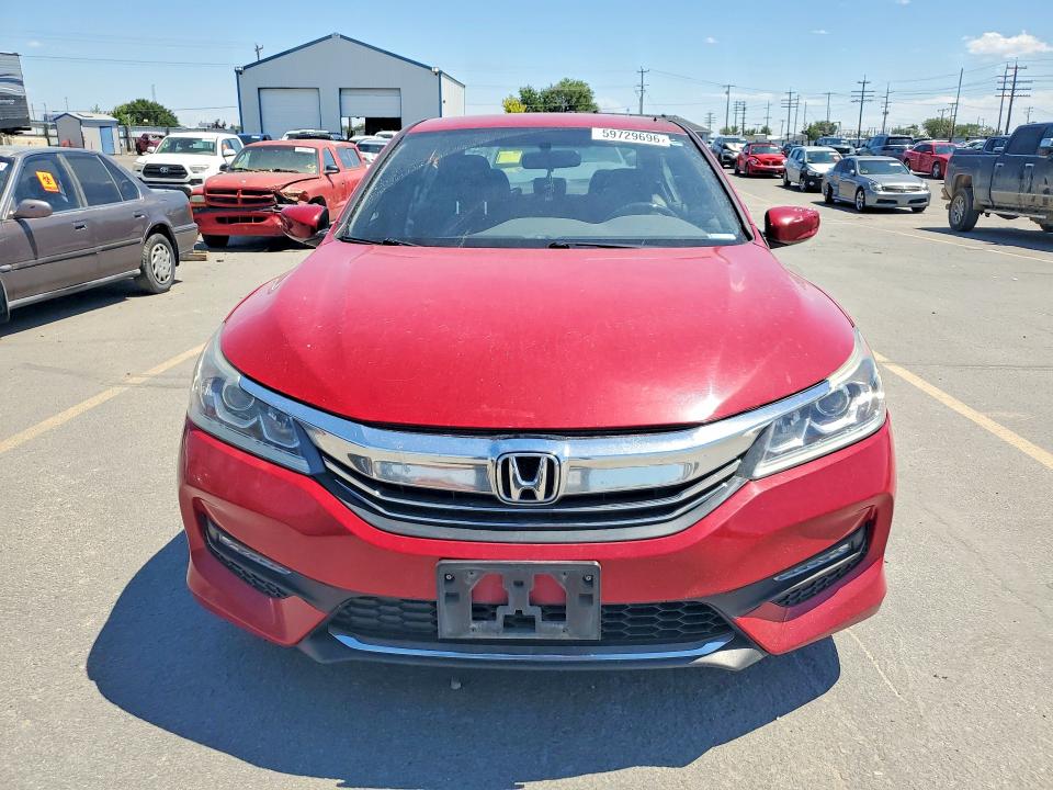 2017 Honda Accord მანქანა იყიდება აუქციონზე, vin: 1HGCR2E50HA203335, აუქციონის ნომერი: 59729696