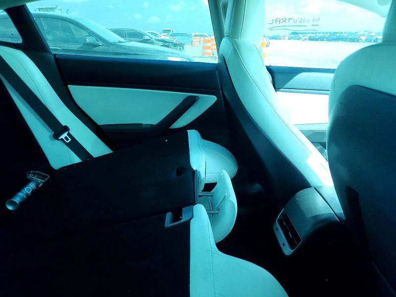 Продаж на аукціоні авто 2019 Tesla Model 3, vin: 5YJ3E1EB3KF393382, номер лоту: 63181186
