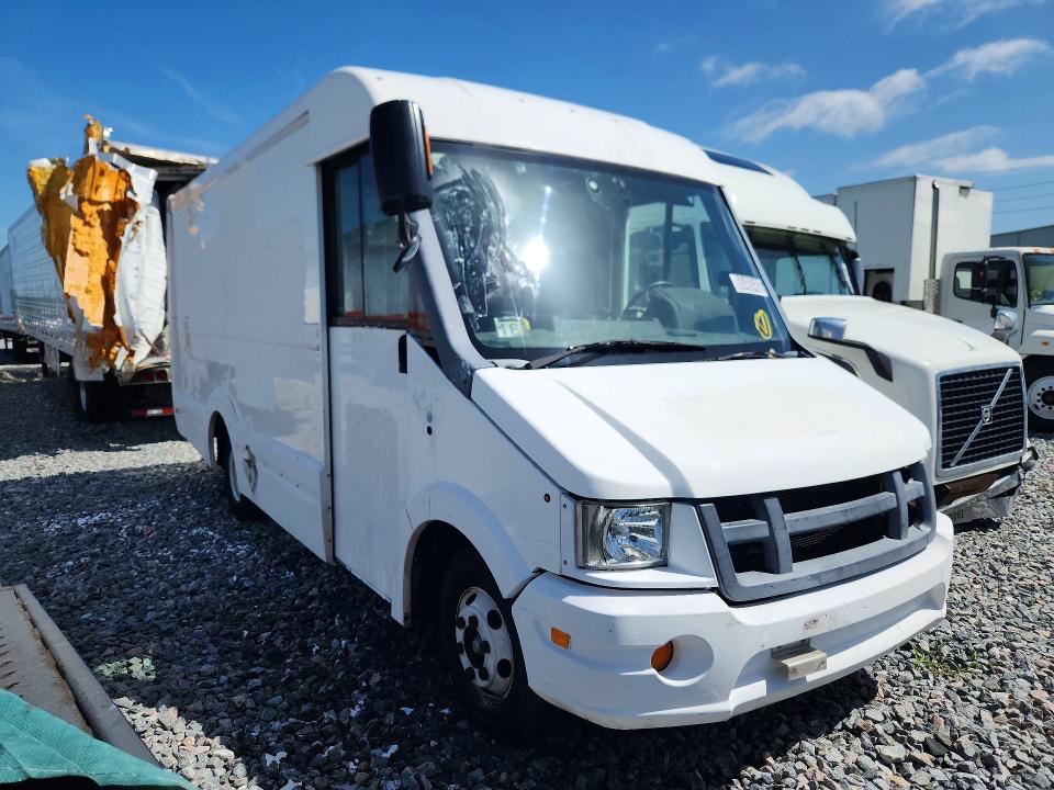 60488486 :رقم المزاد ، JALB4T176D7W00172 vin ، 2013 Isuzu Npr مزاد بيع