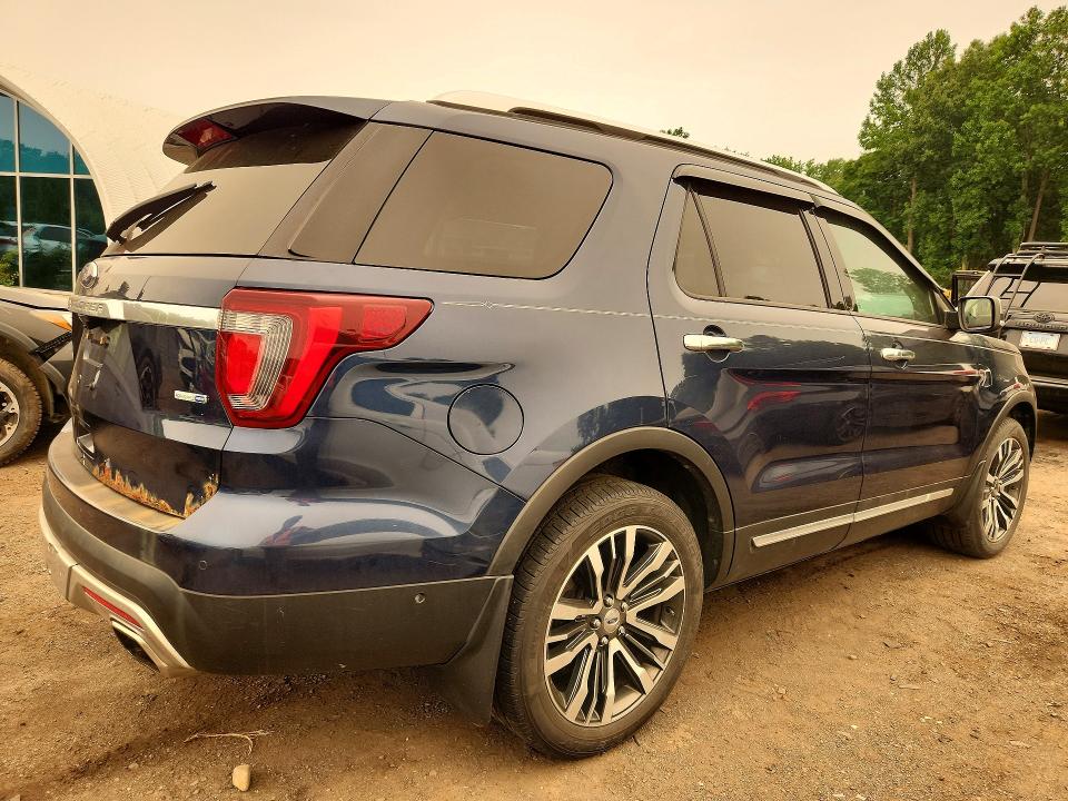 61049776 :رقم المزاد ، 1FM5K8HT8GGB25970 vin ، 2016 Ford Explorer مزاد بيع