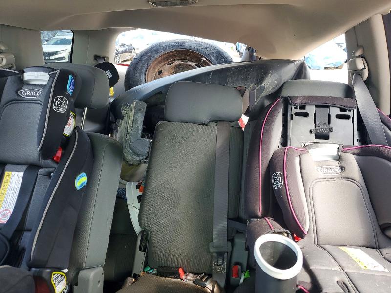 61565946 :رقم المزاد ، 1D4HB38N56F121744 vin ، 2006 Dodge Durango مزاد بيع