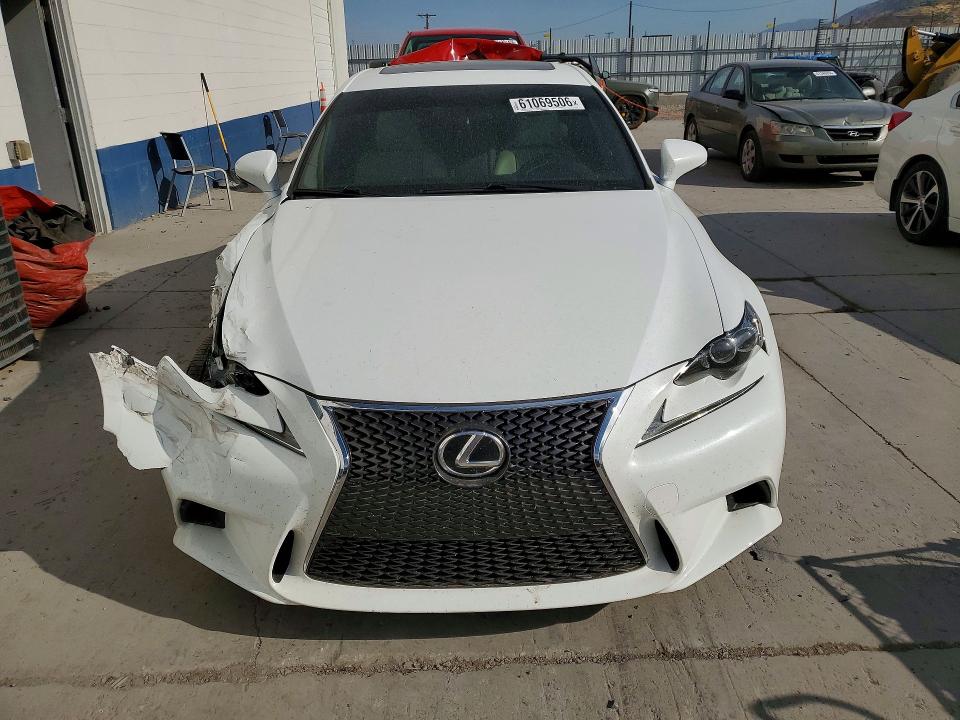 2014 Lexus Is მანქანა იყიდება აუქციონზე, vin: JTHCF1D26E5013504, აუქციონის ნომერი: 61069506