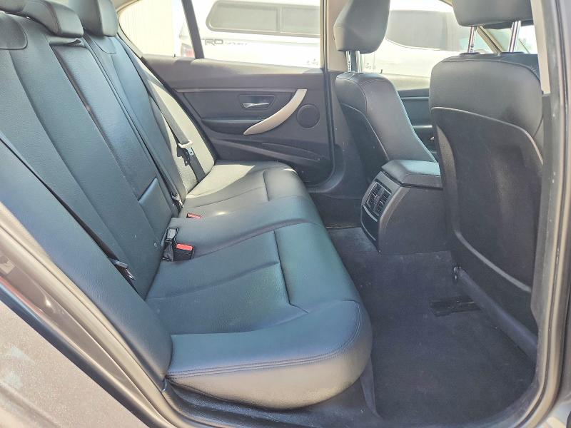 Продаж на аукціоні авто 2017 Bmw 320, vin: WBA8E1G55HNU12972, номер лоту: 59300886