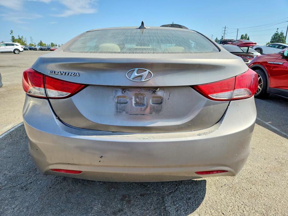 60519266 :رقم المزاد ، 5NPDH4AE3DH350131 vin ، 2013 Hyundai Elantra مزاد بيع
