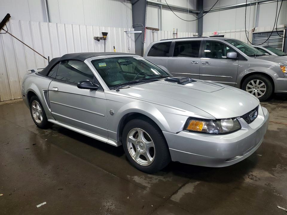 59864406 :رقم المزاد ، 1FAFP44404F123171 vin ، 2004 Ford Mustang مزاد بيع