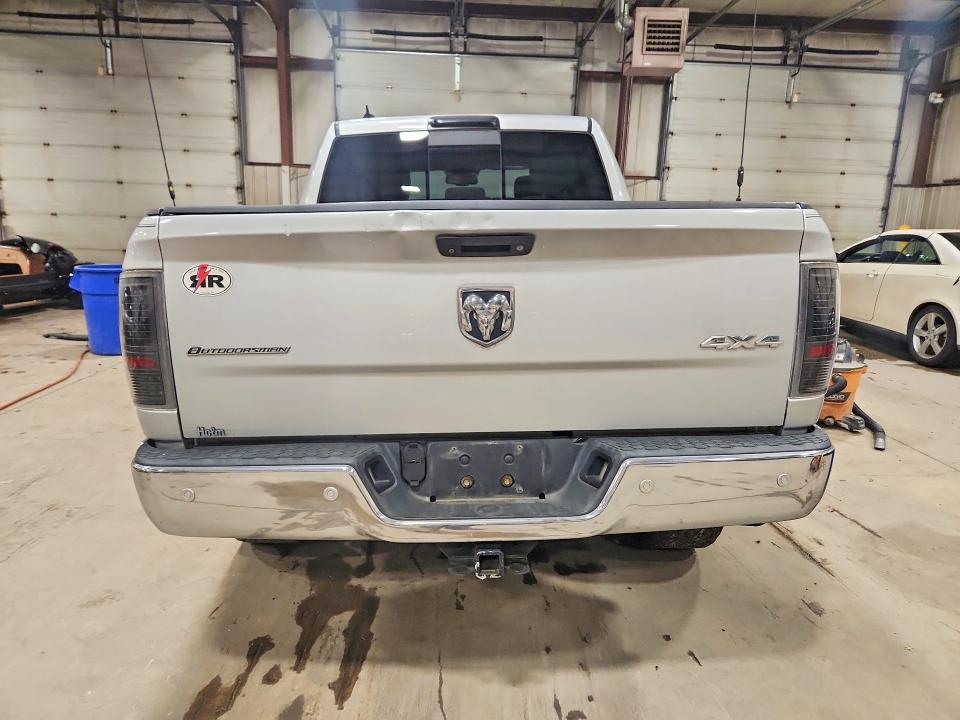 59112046 :رقم المزاد ، 1C6RR7LT6FS674105 vin ، 2015 Ram 1500 مزاد بيع
