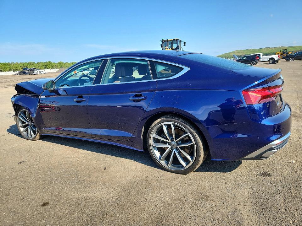 63359426 :رقم المزاد ، WAUFACF51MA001215 vin ، 2021 Audi A5 مزاد بيع