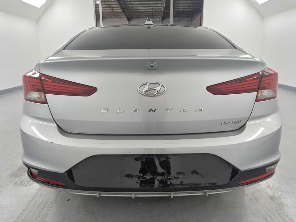 57089776 :رقم المزاد ، 5NPD84LF3LH629857 vin ، 2020 Hyundai Elantra مزاد بيع