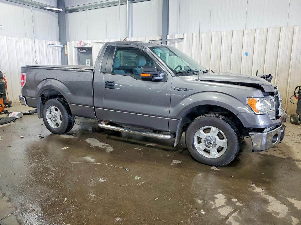 61879596 :رقم المزاد ، 1FTMF1CM3EFA38329 vin ، 2014 Ford F150 مزاد بيع