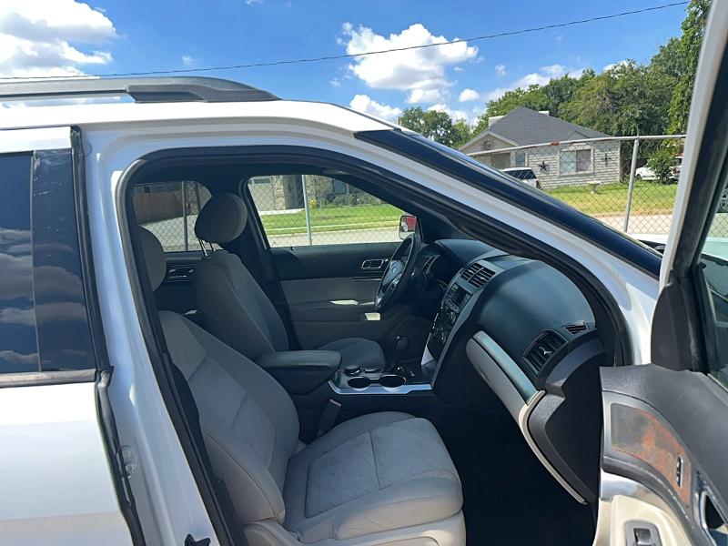 Продажа на аукционе авто 2015 Ford Explorer, vin: 1FM5K8B80FGA41743, номер лота: 60895426