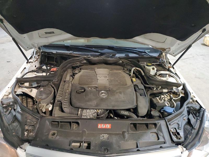 Продажа на аукционе авто 2013 Mercedes-benz C, vin: WDDGF8AB5DR281635, номер лота: 59135816