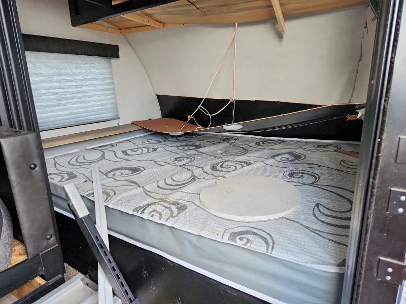 Продажа на аукционе авто 2022 Forest River Wolf Pup, vin: 5ZT2CKFC0NY025212, номер лота: 61329146