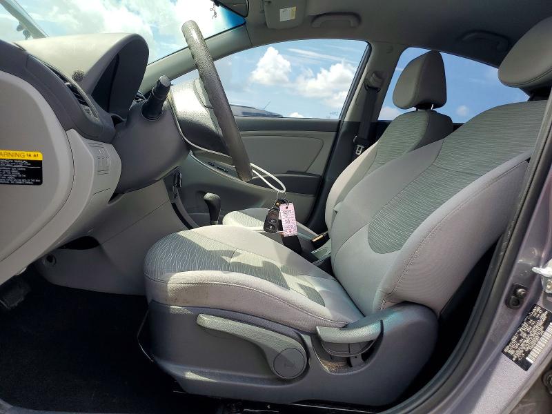 63292586 :رقم المزاد ، KMHCT4AE4HU331380 vin ، 2017 Hyundai Accent مزاد بيع