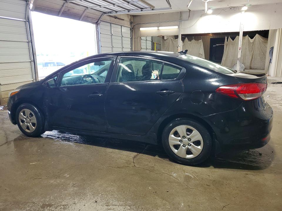 59310376 :رقم المزاد ، 3KPFL4A79HE016320 vin ، 2017 Kia Forte مزاد بيع