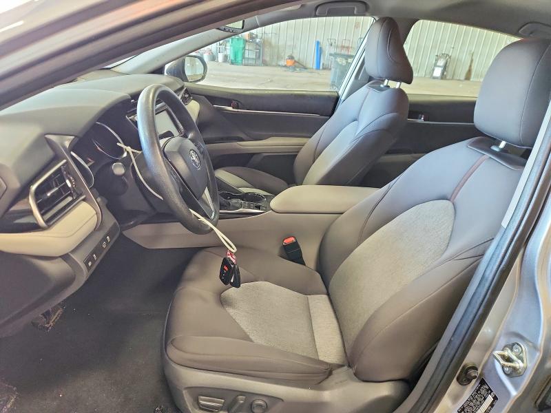61569236 :رقم المزاد ، 4T1B31HK7KU511689 vin ، 2019 Toyota Camry مزاد بيع