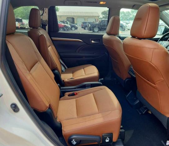 Aukcja sprzedaży 2019 Toyota Highlander Hybrid, vin: 5TDDGRFH3KS058991, numer aukcji: 61727926