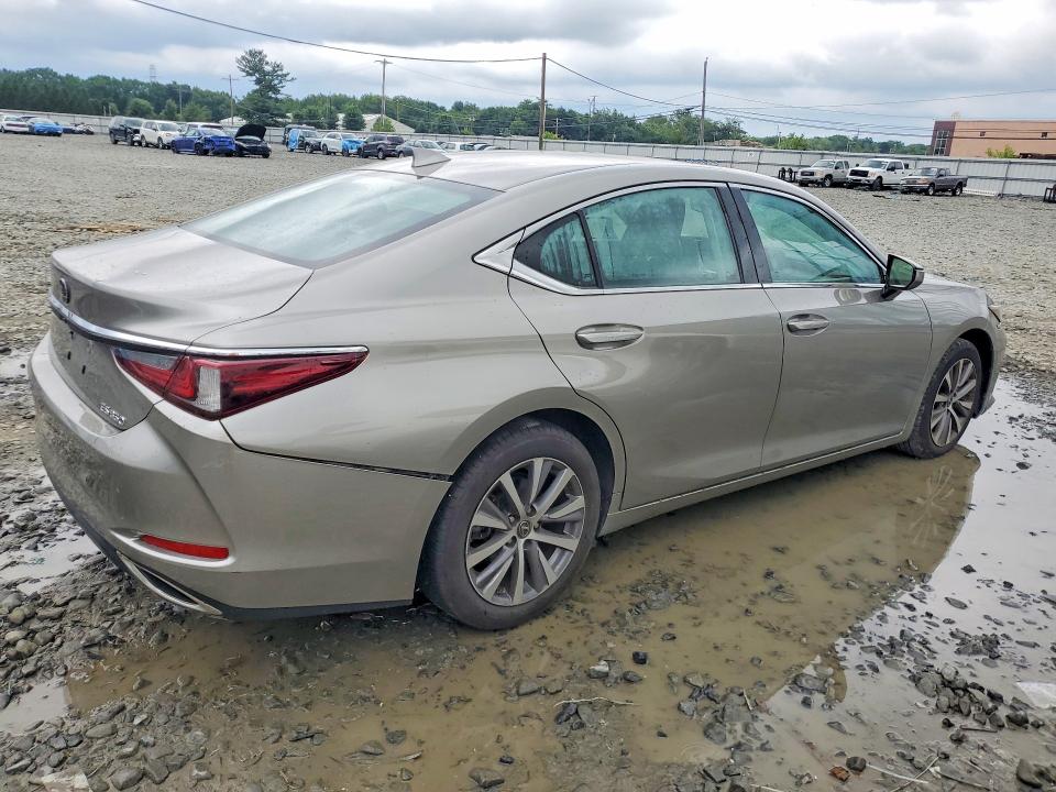 Продажа на аукционе авто 2019 Lexus Es, vin: 58ABZ1B18KU023553, номер лота: 60375176