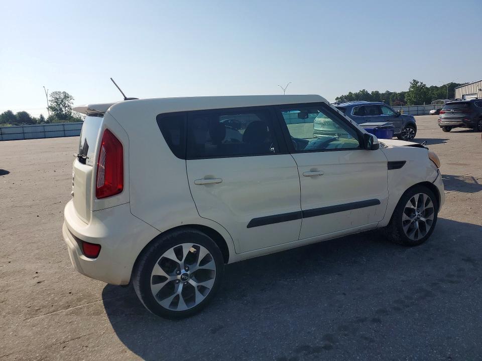 2013 Kia Soul მანქანა იყიდება აუქციონზე, vin: KNDJT2A63D7509765, აუქციონის ნომერი: 59610286