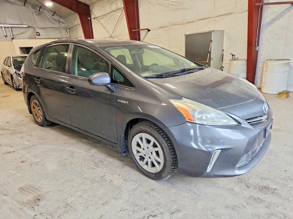 61531196 :رقم المزاد ، JTDZN3EU9D3213796 vin ، 2013 Toyota Prius Base 4d Hatchb مزاد بيع
