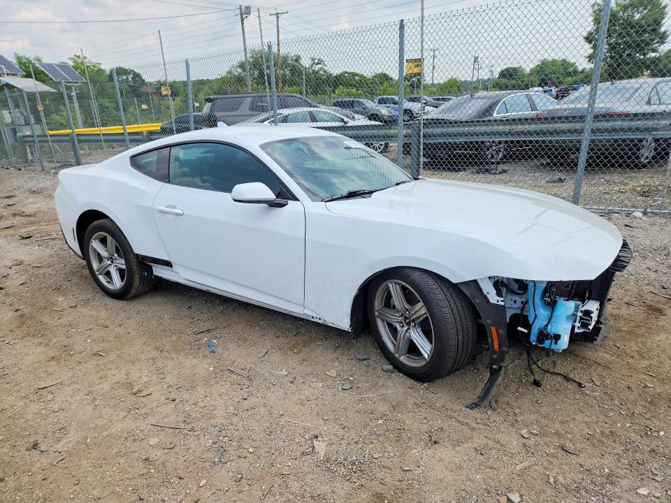 61556496 :رقم المزاد ، 1FA6P8TH6T5113907 vin ، 2026 Ford Mustang مزاد بيع