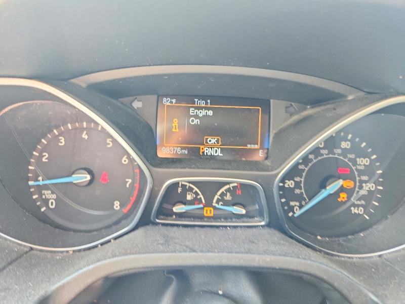 61078676 :رقم المزاد ، 1FADP3F28JL233847 vin ، 2018 Ford Focus مزاد بيع