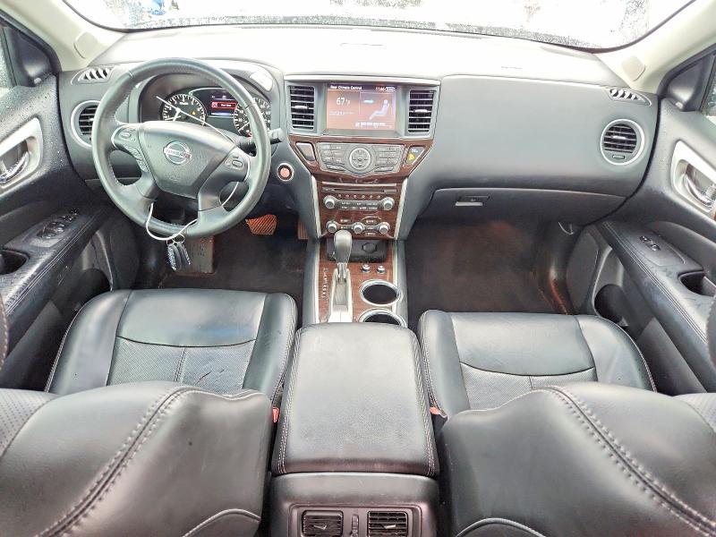 60307826 :رقم المزاد ، 5N1AR2MN6GC670572 vin ، 2016 Nissan Pathfinder مزاد بيع