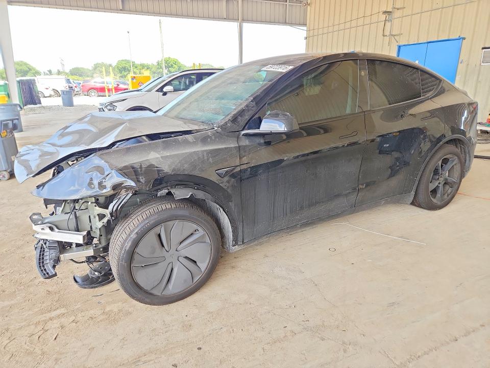 59723916 :رقم المزاد ، 7SAYGDED9TA472091 vin ، 2026 Tesla Model Y مزاد بيع