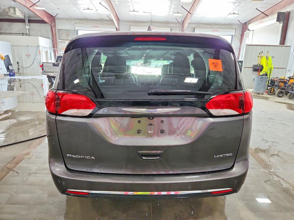 Продажа на аукционе авто 2017 Chrysler Pacifica, vin: 2C4RC1GG7HR754554, номер лота: 62279566
