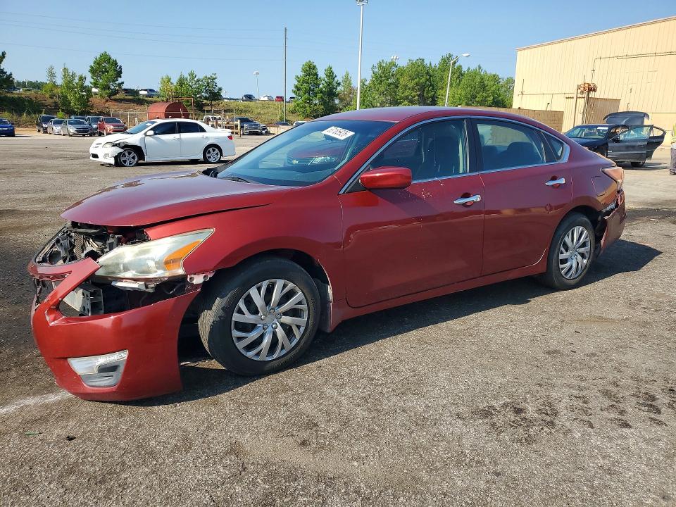 2015 Nissan Altima მანქანა იყიდება აუქციონზე, vin: 1N4AL3AP6FC452993, აუქციონის ნომერი: 63185926