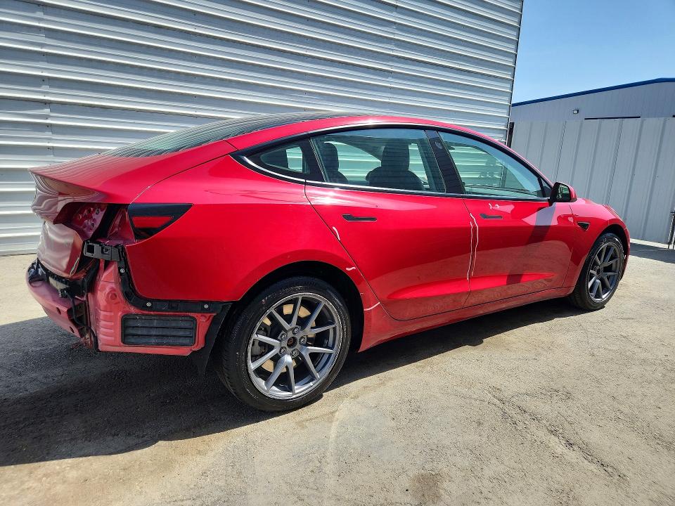 2022 Tesla Model 3 მანქანა იყიდება აუქციონზე, vin: 5YJ3E1EA1NF289310, აუქციონის ნომერი: 61582706