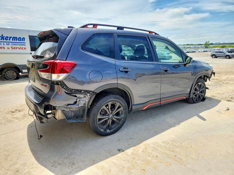 63011816 :رقم المزاد ، JF2SKAGC9RH433518 vin ، 2024 Subaru Forester مزاد بيع